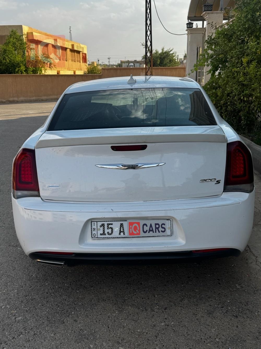 كرايسلر 300